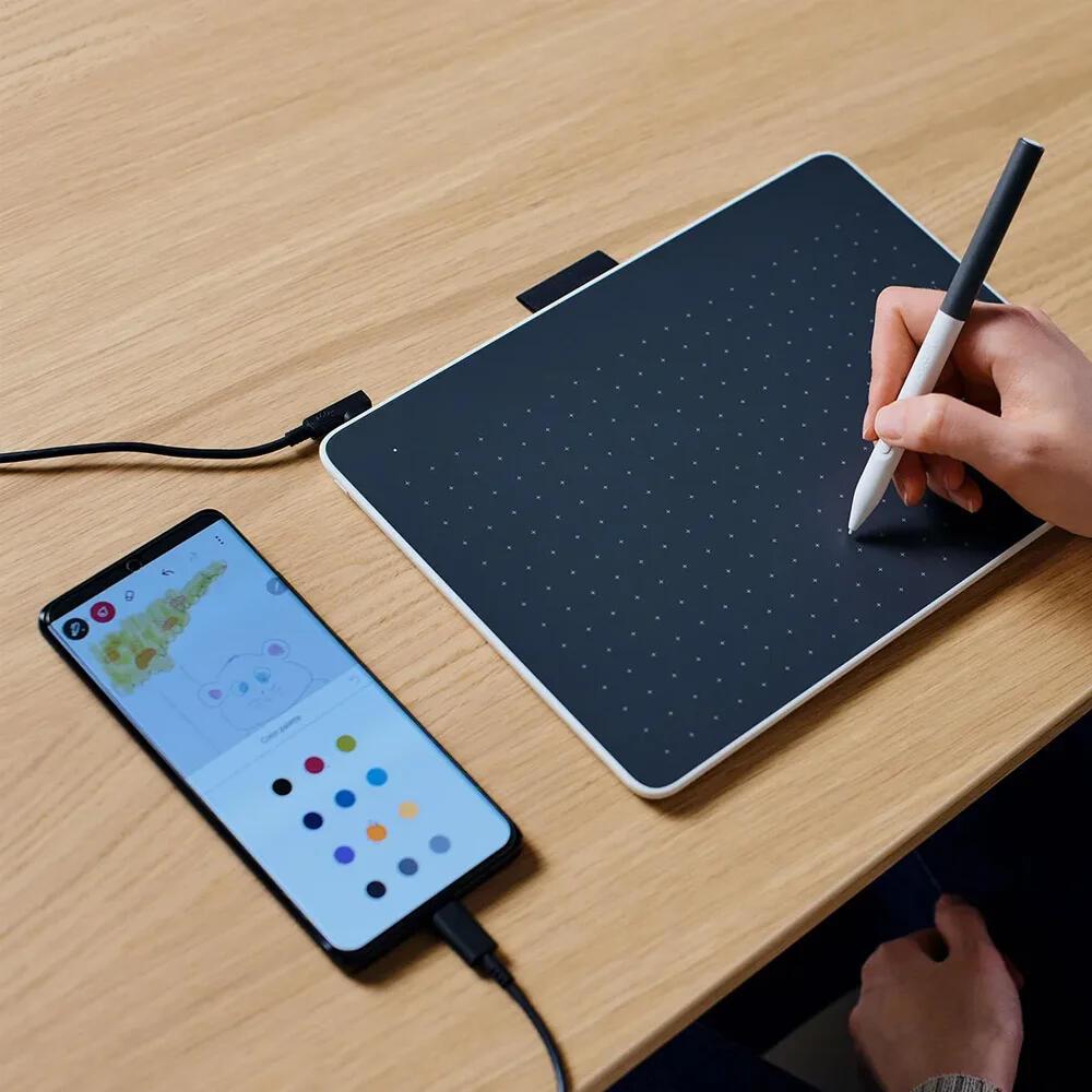 Wacom Tablet One (CTC6110WLW1B) Grey, white Standard